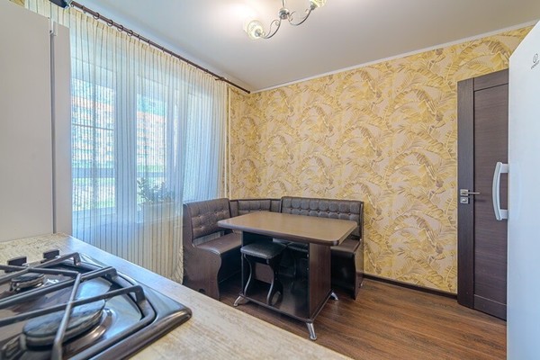 Продам трехкомнатную (3-комн.) квартиру, Зеленодольская ул, 68, Пенза г