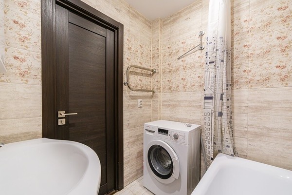 Продам трехкомнатную (3-комн.) квартиру, Зеленодольская ул, 68, Пенза г