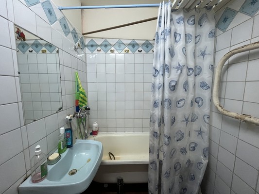 Продам трехкомнатную (3-комн.) квартиру, Генерала Зимина ул, 18, Нижний Новгород г