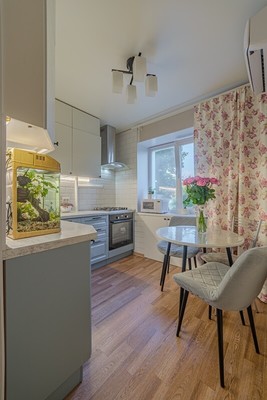 Продам двухкомнатную (2-комн.) квартиру, Островского ул, 4, Пенза г