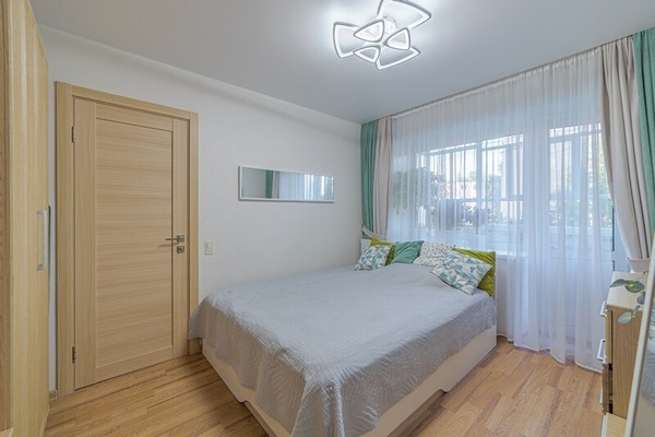 Продам двухкомнатную (2-комн.) квартиру, Островского ул, 4, Пенза г