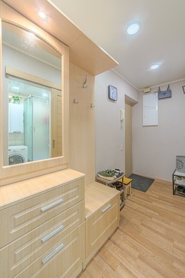 Продам двухкомнатную (2-комн.) квартиру, Островского ул, 4, Пенза г