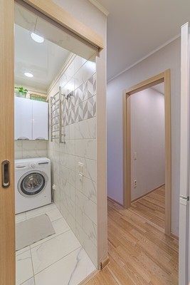Продам двухкомнатную (2-комн.) квартиру, Островского ул, 4, Пенза г