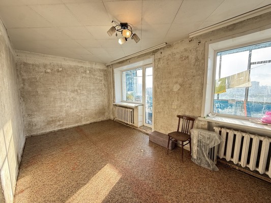 Продам двухкомнатную (2-комн.) квартиру, Ленинский пр-кт, 132, Воронеж г