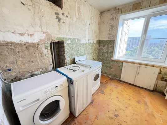 Продам двухкомнатную (2-комн.) квартиру, Ленинский пр-кт, 132, Воронеж г
