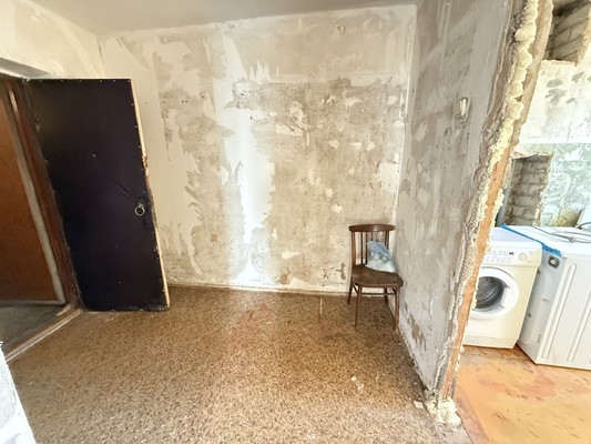 Продам двухкомнатную (2-комн.) квартиру, Ленинский пр-кт, 132, Воронеж г