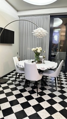 Продам многокомнатную квартиру, Серафимовича ул, 2, Москва г