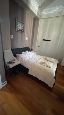 Продам многокомнатную квартиру, Серафимовича ул, 2, Москва г