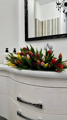 Продам многокомнатную квартиру, Серафимовича ул, 2, Москва г
