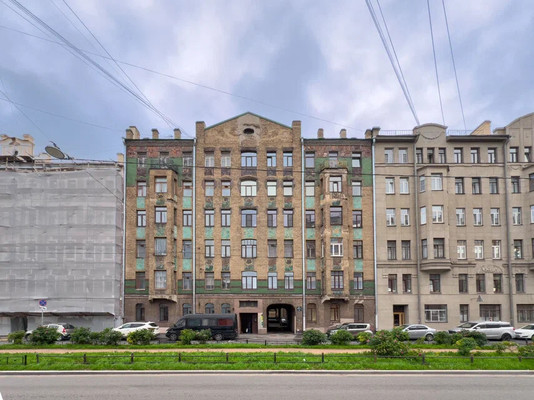 Продам двухкомнатную (2-комн.) квартиру, 15-я В.О. линия, 70, Санкт-Петербург г