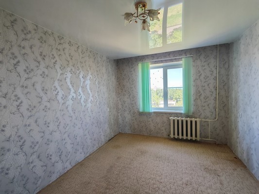 Продам трехкомнатную (3-комн.) квартиру, Победы пр-кт, 45к3, Комсомольск-на-Амуре г