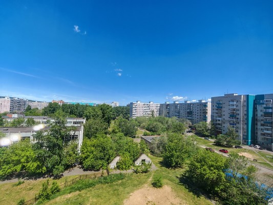Продам трехкомнатную (3-комн.) квартиру, Победы пр-кт, 45к3, Комсомольск-на-Амуре г