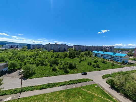 Продам трехкомнатную (3-комн.) квартиру, Победы пр-кт, 45к3, Комсомольск-на-Амуре г