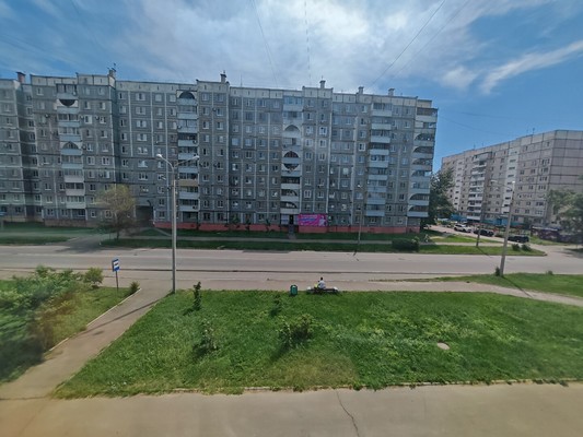 Продам двухкомнатную (2-комн.) квартиру, Комсомольская ул, 84, Комсомольск-на-Амуре г