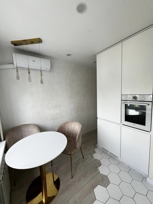 Продам двухкомнатную (2-комн.) квартиру, Пырьева ул, 14, Москва г
