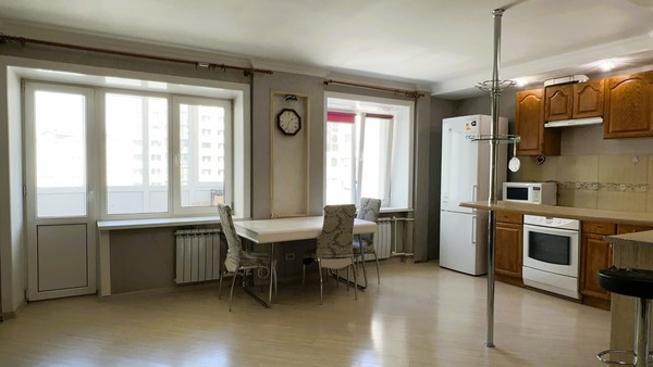 Продам трехкомнатную (3-комн.) квартиру, Есенина ул, 12А, Южно-Сахалинск г