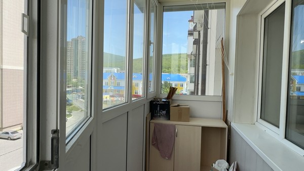 Продам трехкомнатную (3-комн.) квартиру, Есенина ул, 12А, Южно-Сахалинск г
