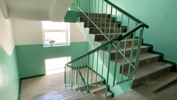 Продам трехкомнатную (3-комн.) квартиру, Есенина ул, 12А, Южно-Сахалинск г