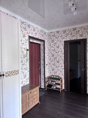 Продам двухкомнатную (2-комн.) квартиру, Комсомольская ул, 295Б, Южно-Сахалинск г