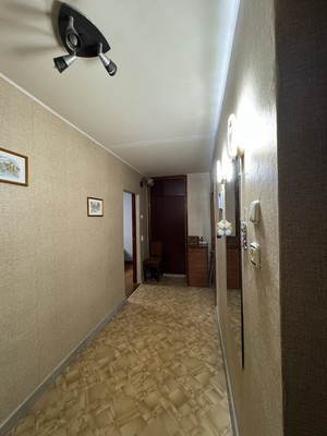 Продам трехкомнатную (3-комн.) квартиру, Пятилеток пр-кт, 7Ак2, Санкт-Петербург г