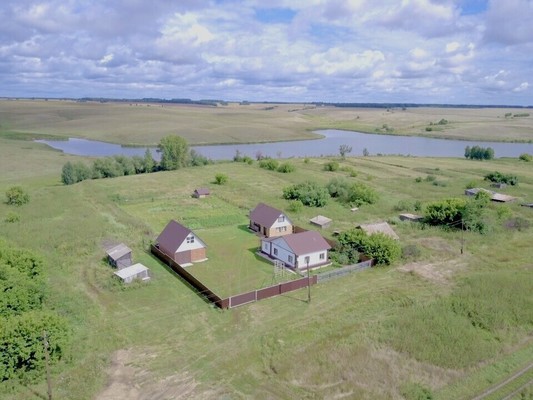 Продам дом, Октябрьская ул, Парфёново с, 0 км от города