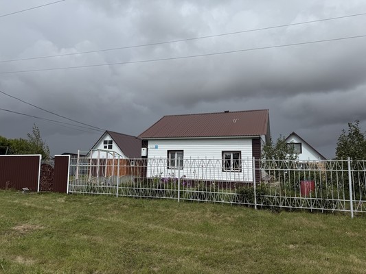 Продам дом, Октябрьская ул, Парфёново с, 0 км от города