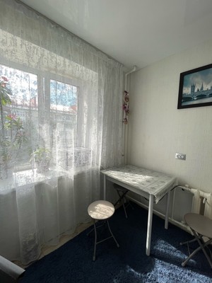 Продам трехкомнатную (3-комн.) квартиру, Карла Маркса ул, 37кб, Ишим г