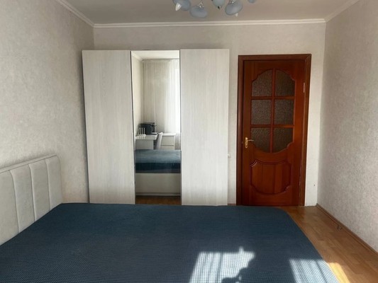 Продам однокомнатную (1-комн.) квартиру, Фатыха Амирхана ул, 12б, Казань г