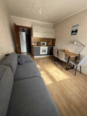 Продам однокомнатную (1-комн.) квартиру, Фатыха Амирхана ул, 12б, Казань г
