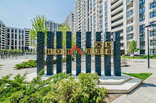 Продам двухкомнатную (2-комн.) квартиру, Питерская ул, 40, Краснодар г