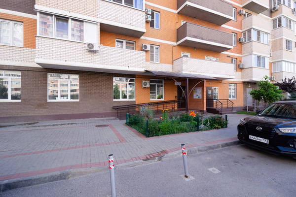 Продам однокомнатную (1-комн.) квартиру, Гидростроителей ул, 67, Краснодар г