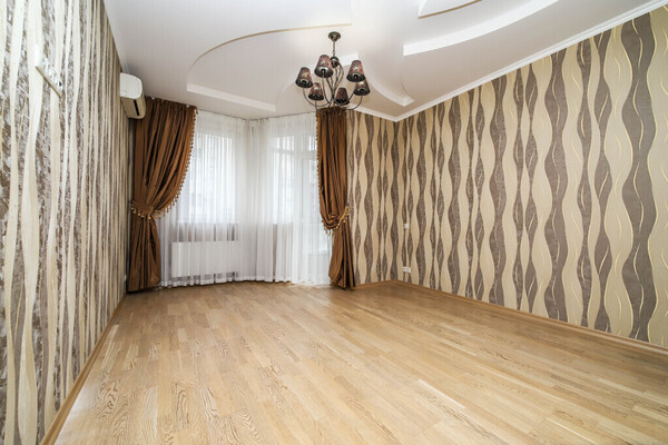 Продам многокомнатную квартиру, Брянская ул, 49, Краснодар г