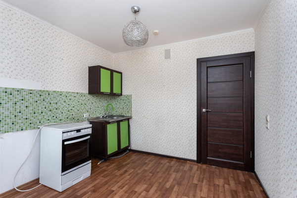 Продам трехкомнатную (3-комн.) квартиру, им. Героя Аверкиева А.А. ул, 14, Краснодар г