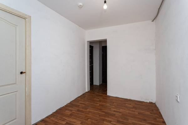 Продам трехкомнатную (3-комн.) квартиру, им. Героя Аверкиева А.А. ул, 14, Краснодар г