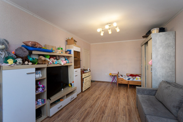 Продам двухкомнатную (2-комн.) квартиру, им. Героя Яцкова И.В. ул, 28, Краснодар г