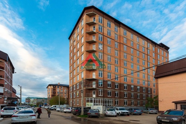 Продам однокомнатную (1-комн.) квартиру, им. Бигдая ул, 8, Российский п