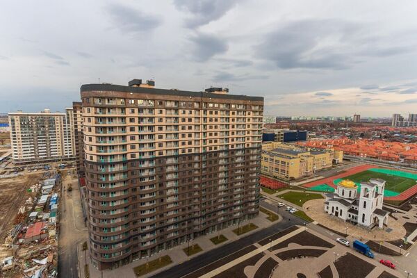 Продам двухкомнатную (2-комн.) квартиру, Адмиралтейский б-р, 3, Краснодар г