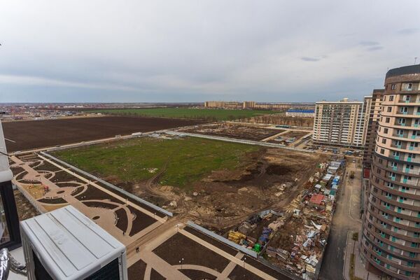 Продам двухкомнатную (2-комн.) квартиру, Адмиралтейский б-р, 3, Краснодар г