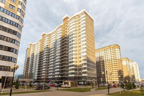 Продам двухкомнатную (2-комн.) квартиру, Адмиралтейский б-р, 3, Краснодар г