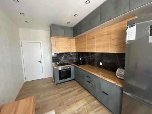 Продам двухкомнатную (2-комн.) квартиру, им. Адмирала Серебрякова ул, 3, Краснодар г