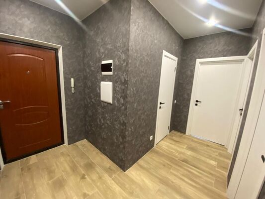 Продам двухкомнатную (2-комн.) квартиру, им. Адмирала Серебрякова ул, 3, Краснодар г