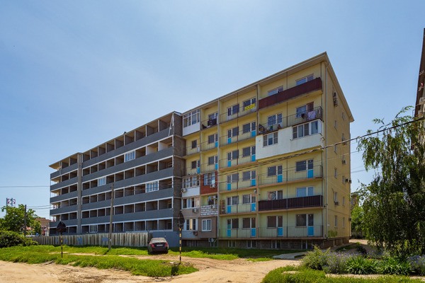 Продам однокомнатную (1-комн.) квартиру, им. Заводовского ул, 20, Российский п