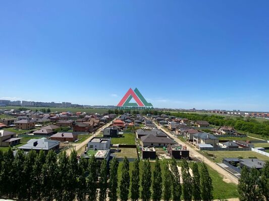 Продам двухкомнатную (2-комн.) квартиру, им. лётчика Позднякова ул, 2, Краснодар г