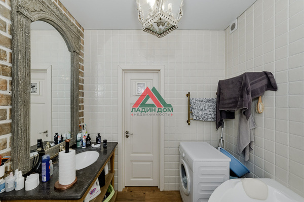 Продам трехкомнатную (3-комн.) квартиру, Российская ул, 369А, Краснодар г