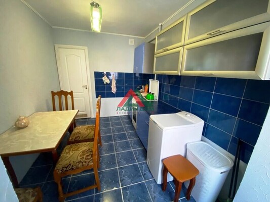 Продам двухкомнатную (2-комн.) квартиру, Одесская ул, 31, Краснодар г