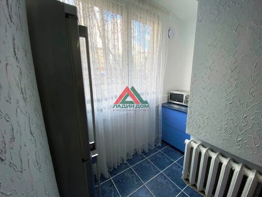 Продам двухкомнатную (2-комн.) квартиру, Одесская ул, 31, Краснодар г