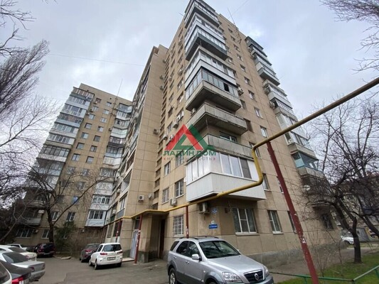 Продам двухкомнатную (2-комн.) квартиру, Одесская ул, 31, Краснодар г