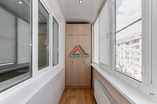 Продам трехкомнатную (3-комн.) квартиру, им. Сергея Есенина ул, 84Б, Краснодар г