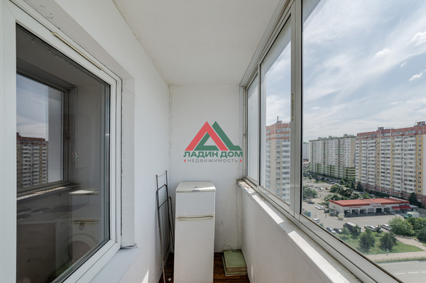 Продам однокомнатную (1-комн.) квартиру, Черкасская ул, 141, Краснодар г