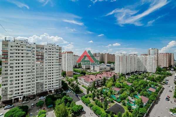 Продам однокомнатную (1-комн.) квартиру, Черкасская ул, 141, Краснодар г